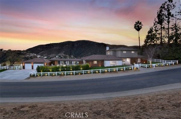 30 Stagecoach Road, Bell Canyon, CA 91307