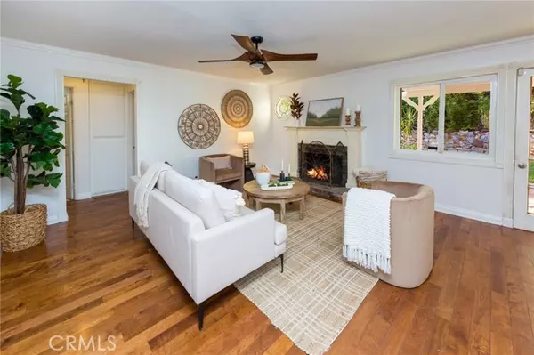 Saugus (santa Clarita), CA 91350,27555 Camomile Lane