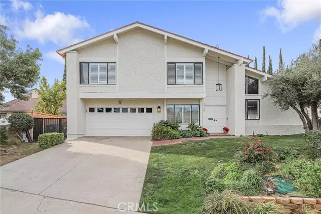 Valencia (santa Clarita), CA 91355,24040 Via Candela