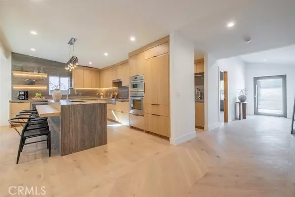 Encino (los Angeles), CA 91436,5016 Rubio Avenue