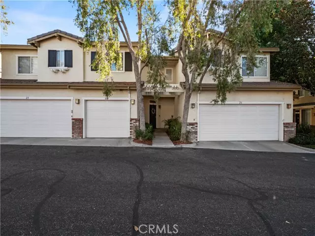 Valencia (santa Clarita), CA 91354,27024 Wolf Creek Trail #22