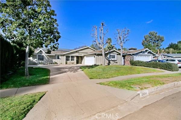 23101 Gainford Street, Woodland Hills (los Angeles), CA 91364