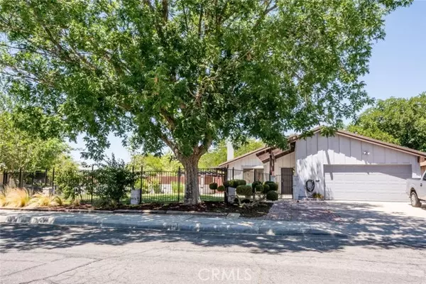 44527 12th Street, Lancaster, CA 93535