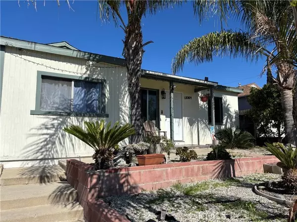 13307 Herron Street, Sylmar (los Angeles), CA 91342