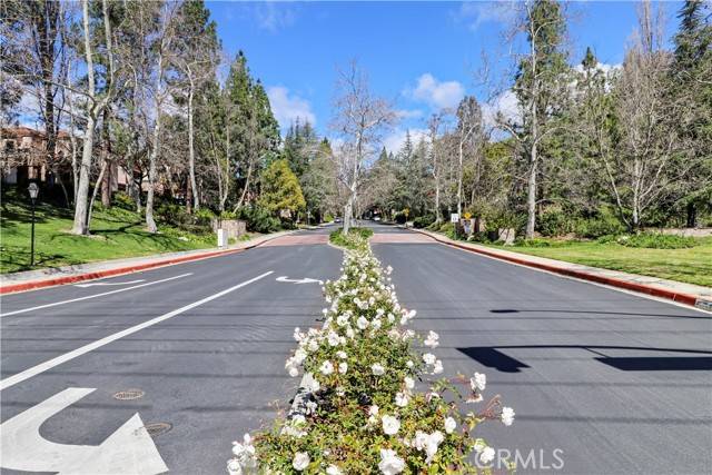 Westlake Village, CA 91362,578 Via Colinas