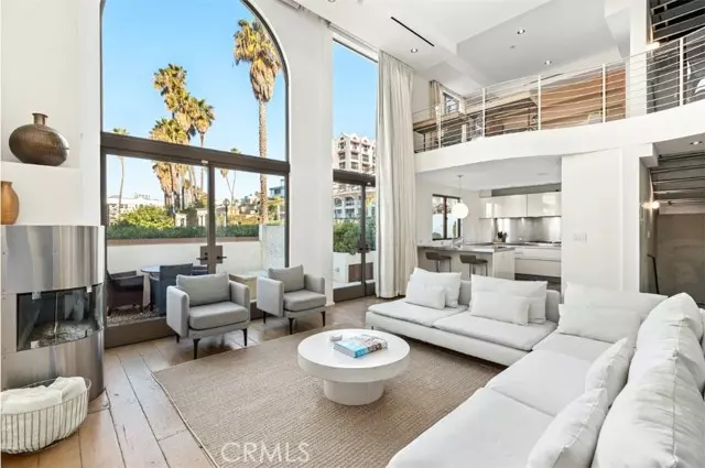 11 Marine Terrace #3, Santa Monica, CA 90401