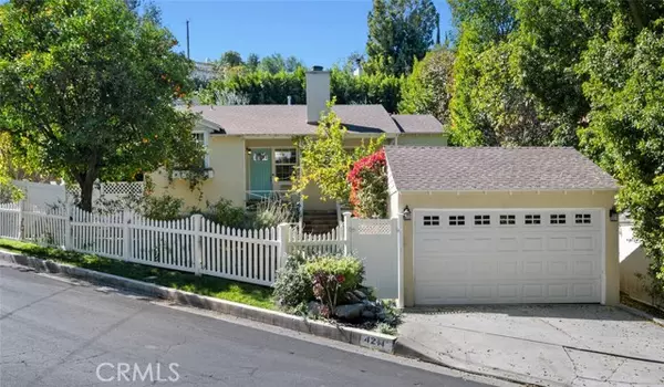 4211 Noble Avenue, Sherman Oaks, CA 91403