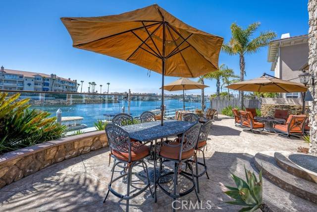 1566 Twin Tides Place, Oxnard, CA 93035