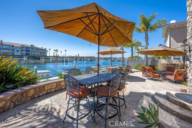 1566 Twin Tides Place, Oxnard, CA 93035