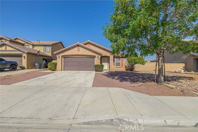 45043 18th Street, Lancaster, CA 93535