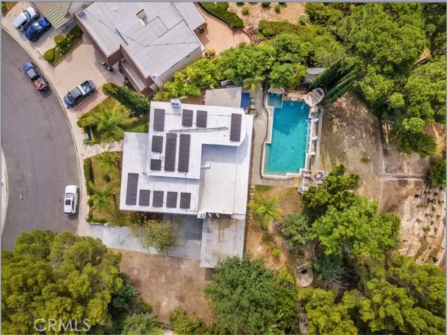12426 Henzie Place, Granada Hills (los Angeles), CA 91344