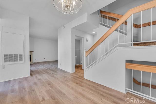 5780 Freebird Lane #102, Oak Park, CA 91377