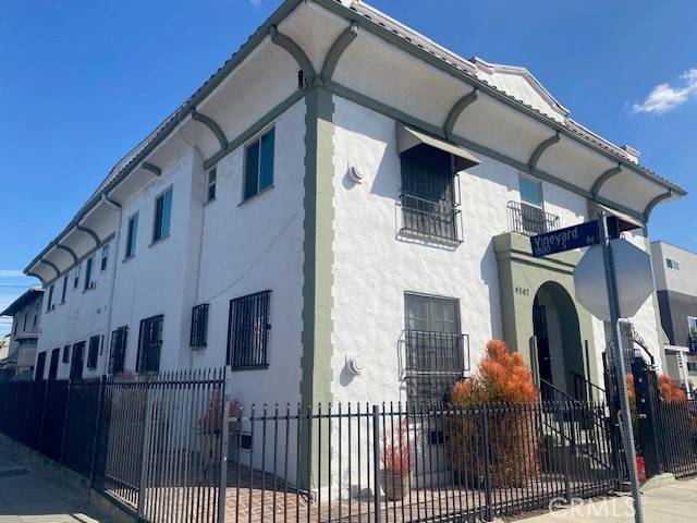 4567 Pickford Street, Los Angeles, CA 90019