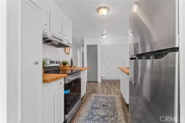 Lancaster, CA 93534,48303 20th Street #141