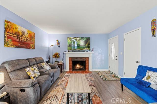 Lancaster, CA 93534,1346 W Ivyton Street