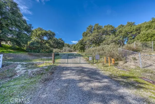 0 Pineview, Canyon Country (santa Clarita), CA 91387