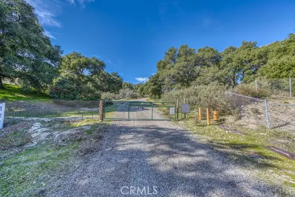 0 Pineview, Canyon Country (santa Clarita), CA 91387