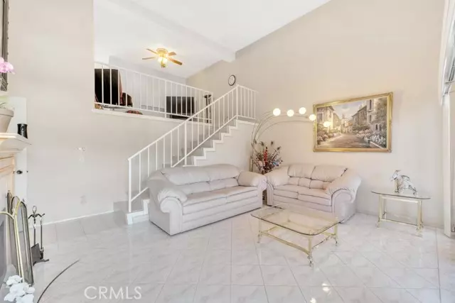 Sunland (los Angeles), CA 91040,10480 Sunland Boulevard #16