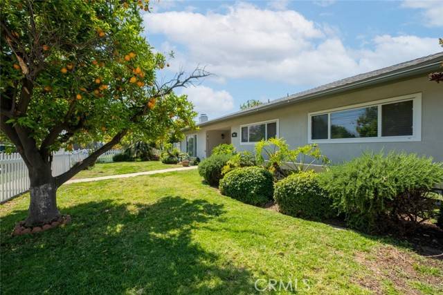 North Hills (los Angeles), CA 91343,9419 Haskell Avenue
