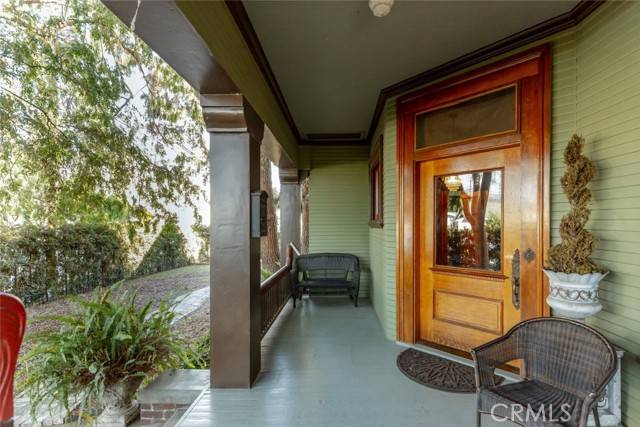 Glendale, CA 91206,822 E Wilson Avenue