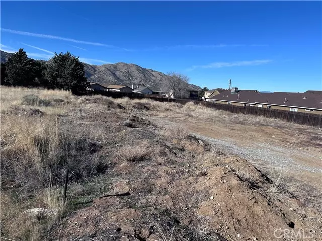 21613 Golden Star Boulevard, Tehachapi, CA 93561