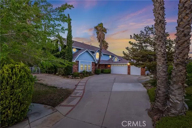 6607 Granada Drive, Palmdale, CA 93551
