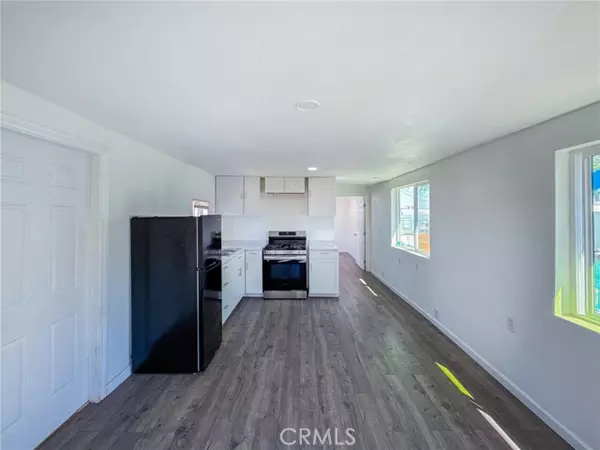 Lancaster, CA 93535,45446 E 7TH Street #37