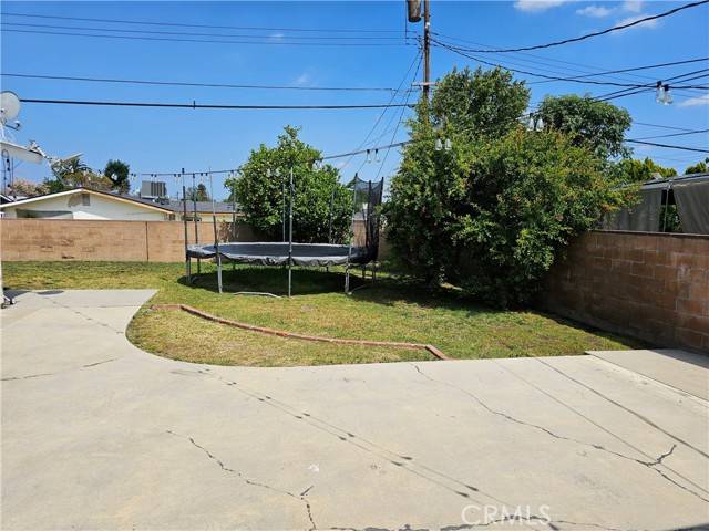 Chatsworth (los Angeles), CA 91311,9526 Fullbright Avenue