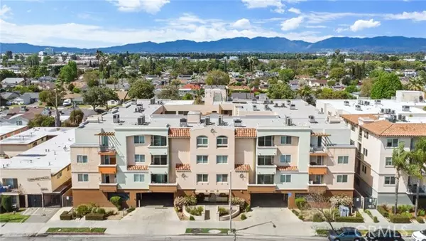 13951 Sherman Way #301, Van Nuys (los Angeles), CA 91405