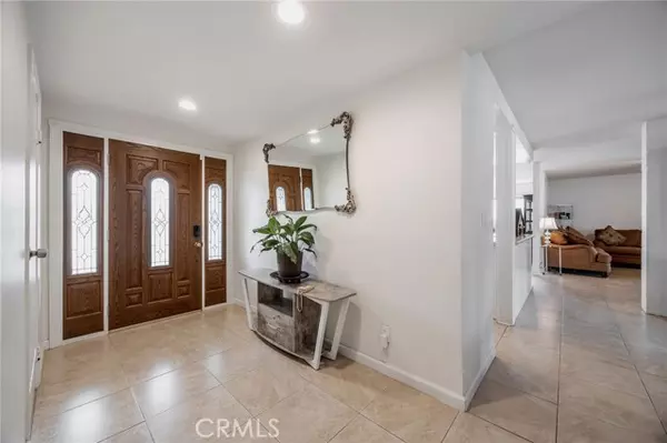 Upland, CA 91786,1363 N San Antonio Ave