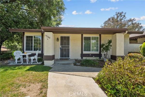 19504 Avenue Of The Oaks #C, Newhall (santa Clarita), CA 91321