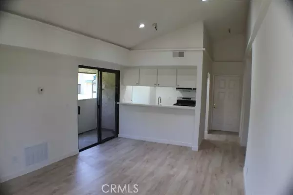 Lancaster, CA 93535,44406 15th Street #13