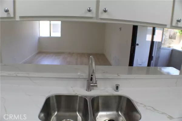Lancaster, CA 93535,44406 15th Street #13