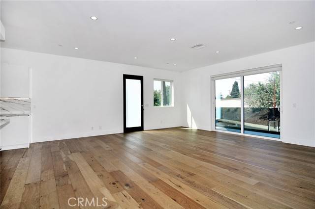 Sherman Oaks, CA 91403,4831 Saloma