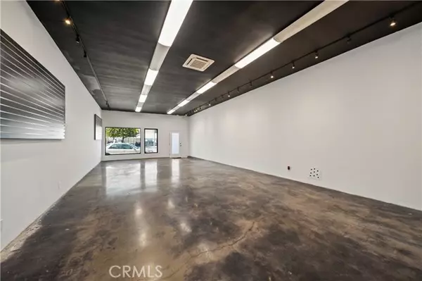 North Hollywood (los Angeles), CA 91601,10618 Magnolia Boulevard