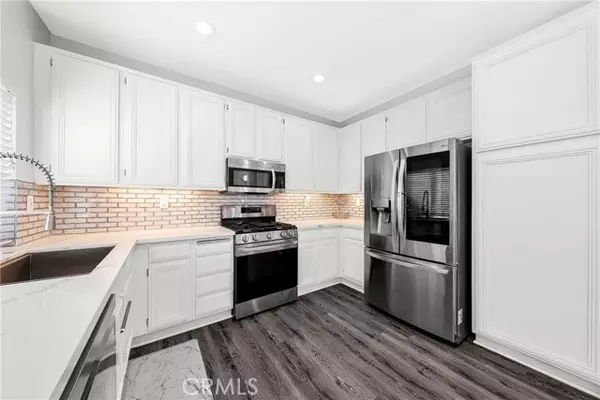 Saugus (santa Clarita), CA 91350,20220 Arthur Court