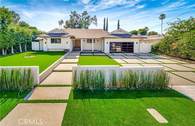 Encino (los Angeles), CA 91316,5355 Aldea Avenue