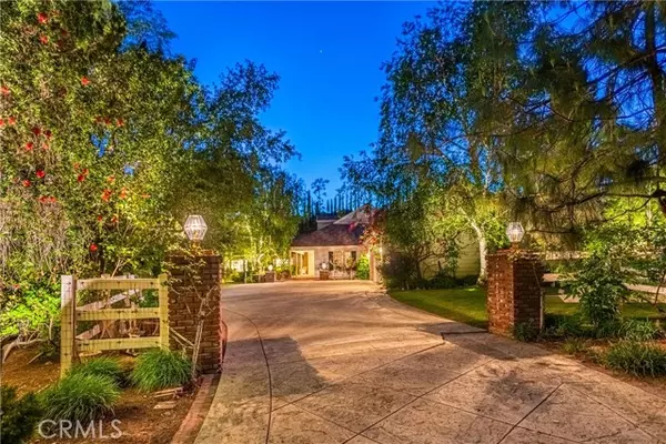 19 Dapplegray Road, Bell Canyon, CA 91307