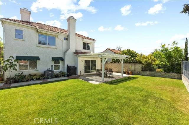 Valencia (santa Clarita), CA 91355,25880 Parma Court