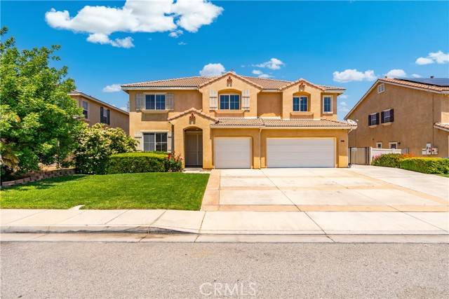2207 Cork Oak Street, Palmdale, CA 93551