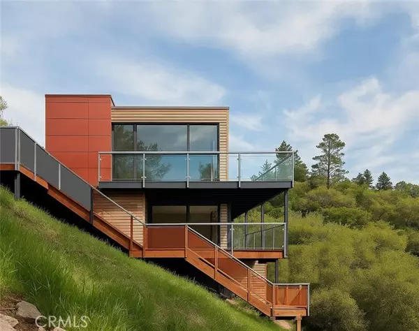 Woodland Hills (los Angeles), CA 91364,21115 LOPEZ Street