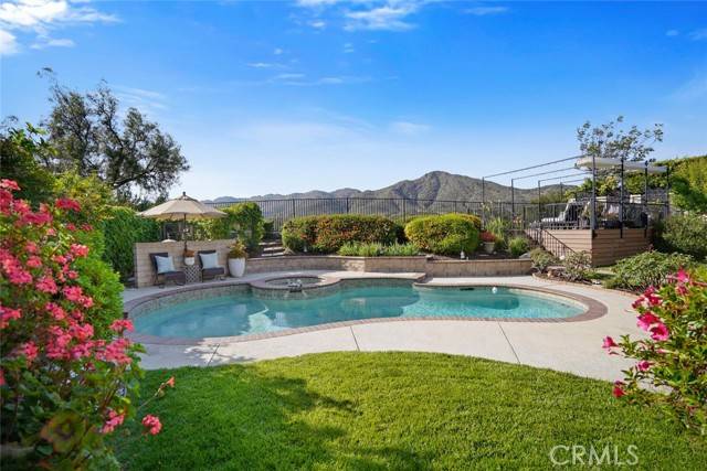 Oak Park, CA 91377,6617 Oak Forest Drive