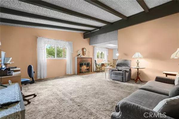 Saugus (santa Clarita), CA 91350,27439 Santa Clarita Road