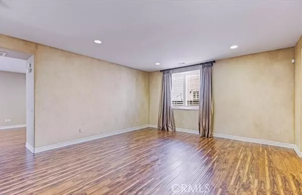 Saugus (santa Clarita), CA 91350,28229 Shirley Lane