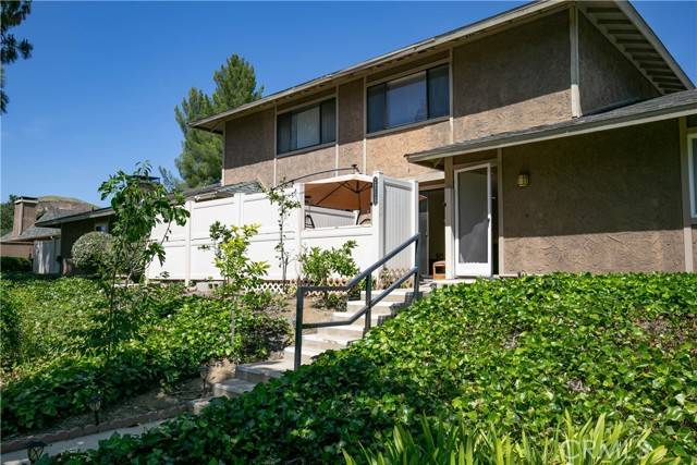 28729 Conejo View Drive, Agoura Hills, CA 91301