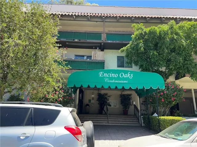 5460 White Oak Avenue #G210, Encino (los Angeles), CA 91316