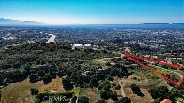 Chatsworth (los Angeles), CA 91311,0 2821-013-015