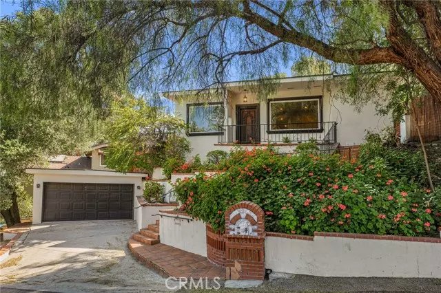 4352 Saltillo Street, Woodland Hills (los Angeles), CA 91364
