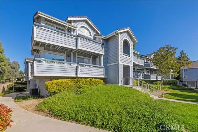 26966 Flo Lane #318, Canyon Country (santa Clarita), CA 91351