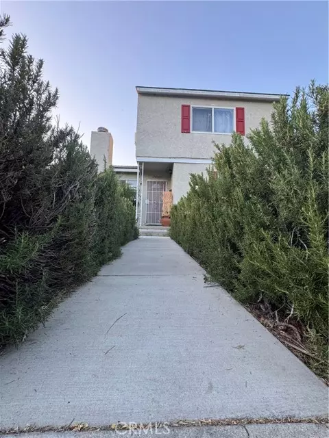 19549 Schoolcraft Street, Reseda (los Angeles), CA 91335